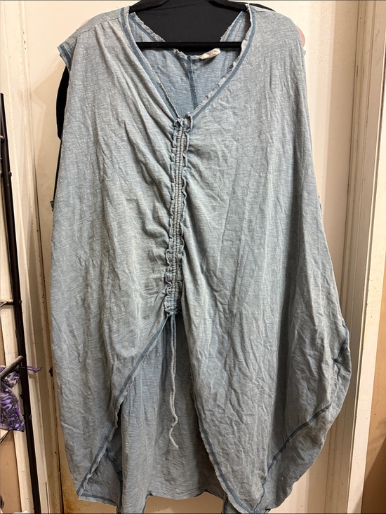 Oli & Hali Tops - Oli & Hali Light Blue Linen-Blend Tunic